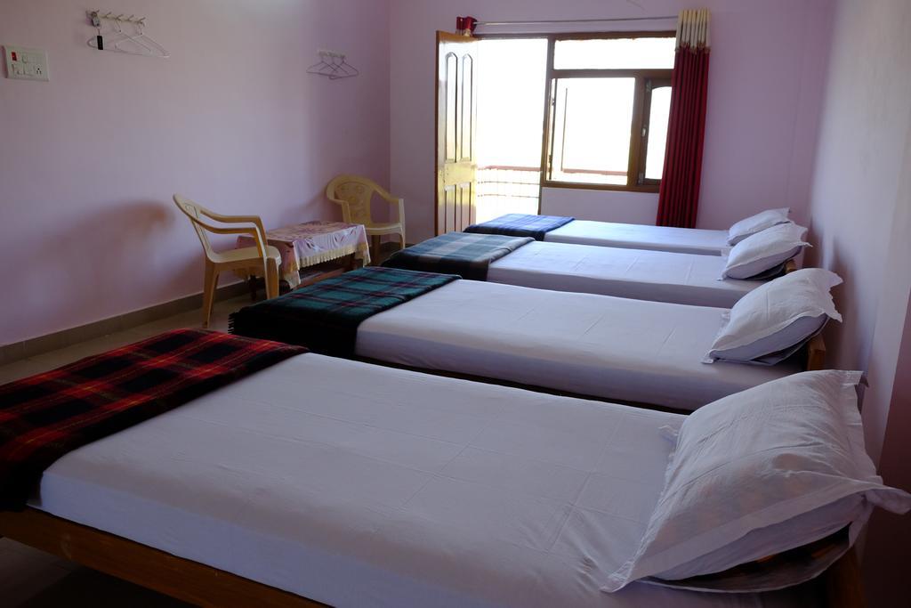 Suma Guest House Бодх-Гая Экстерьер фото